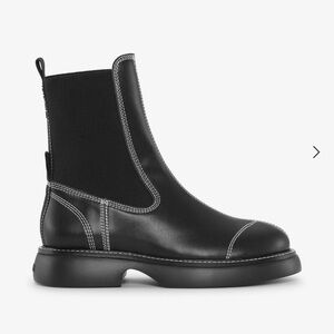GANNI BLACK CHELSEA BOOTS